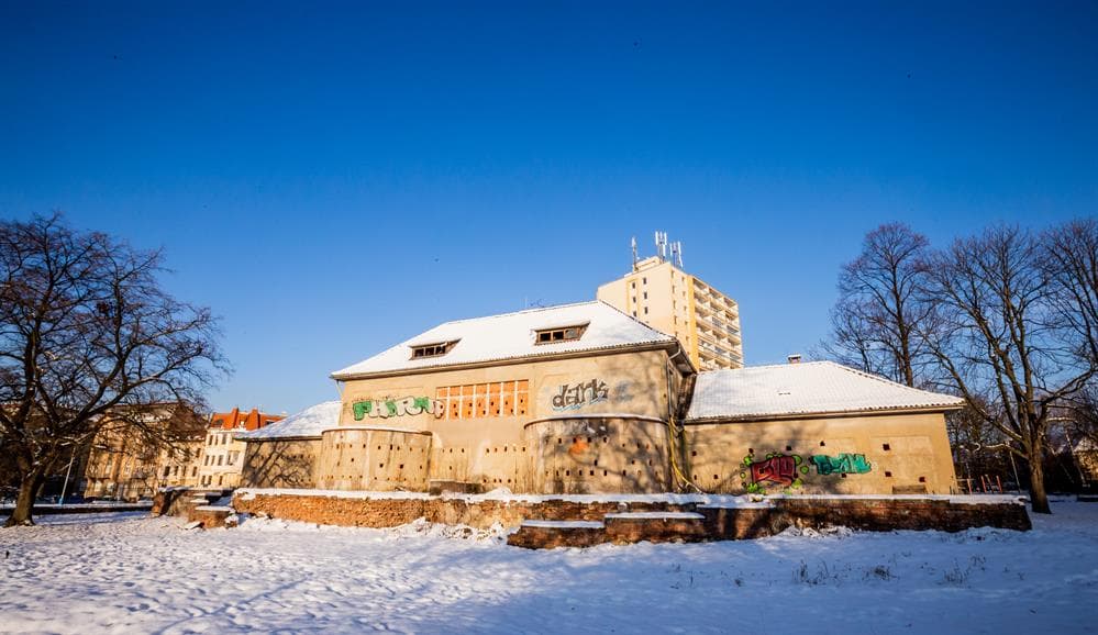 d14c1521-bf35-490c-8d0d-ed9469de