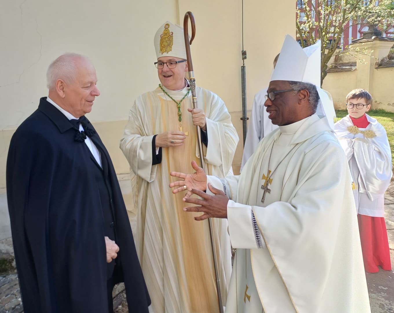 46b18d40-f80a-42fd-add7-7d418d80