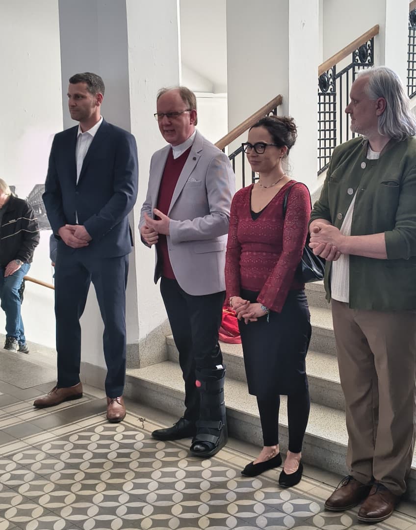 d07b2a56-d44a-4fed-b9d9-a887294a