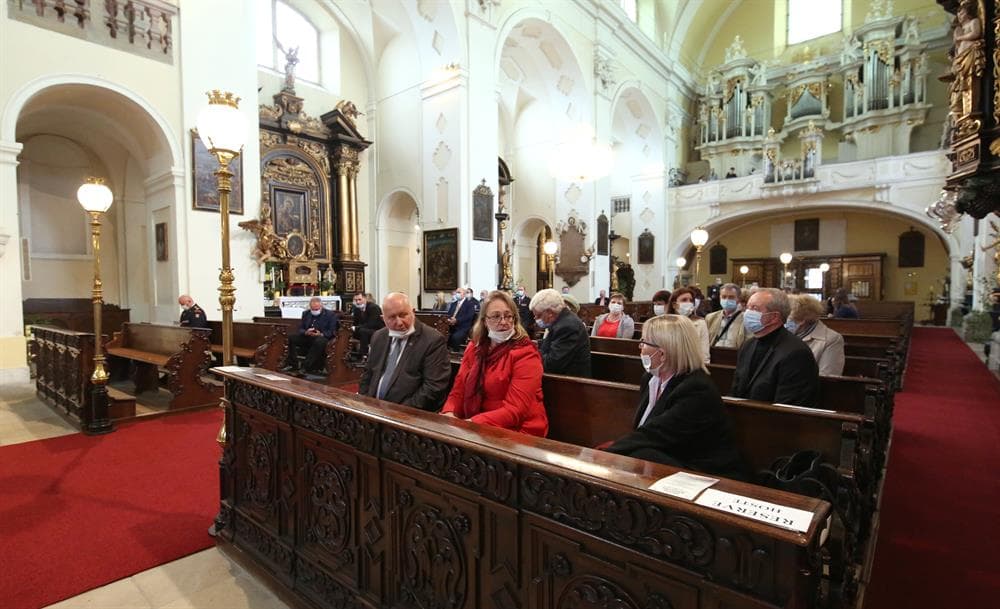 e6df05fa-8ac8-41d0-b4ee-5a6dd644