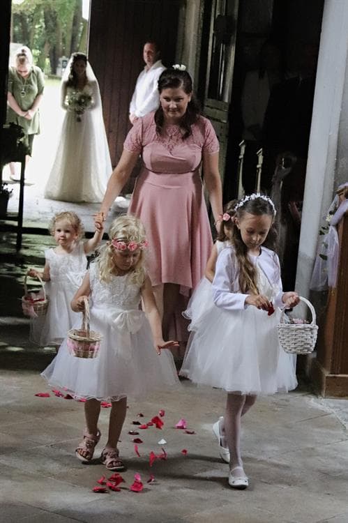 3f23d306-b964-49d4-a352-054a102f