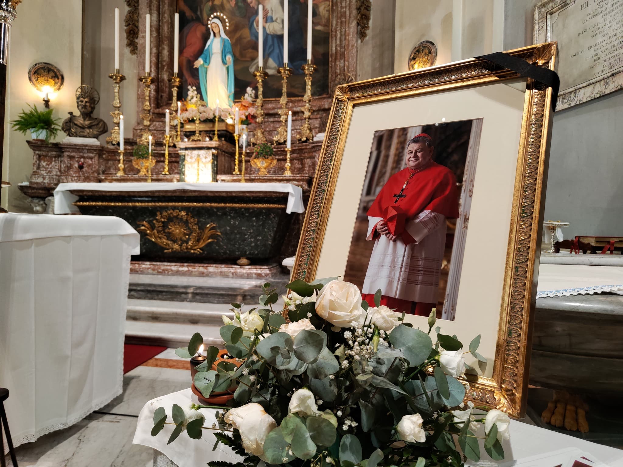 FOTOGALERIE: Kněží a bohoslovci z Nepomucena slavili v Římě trigesimo za kardinála Dominika Duku