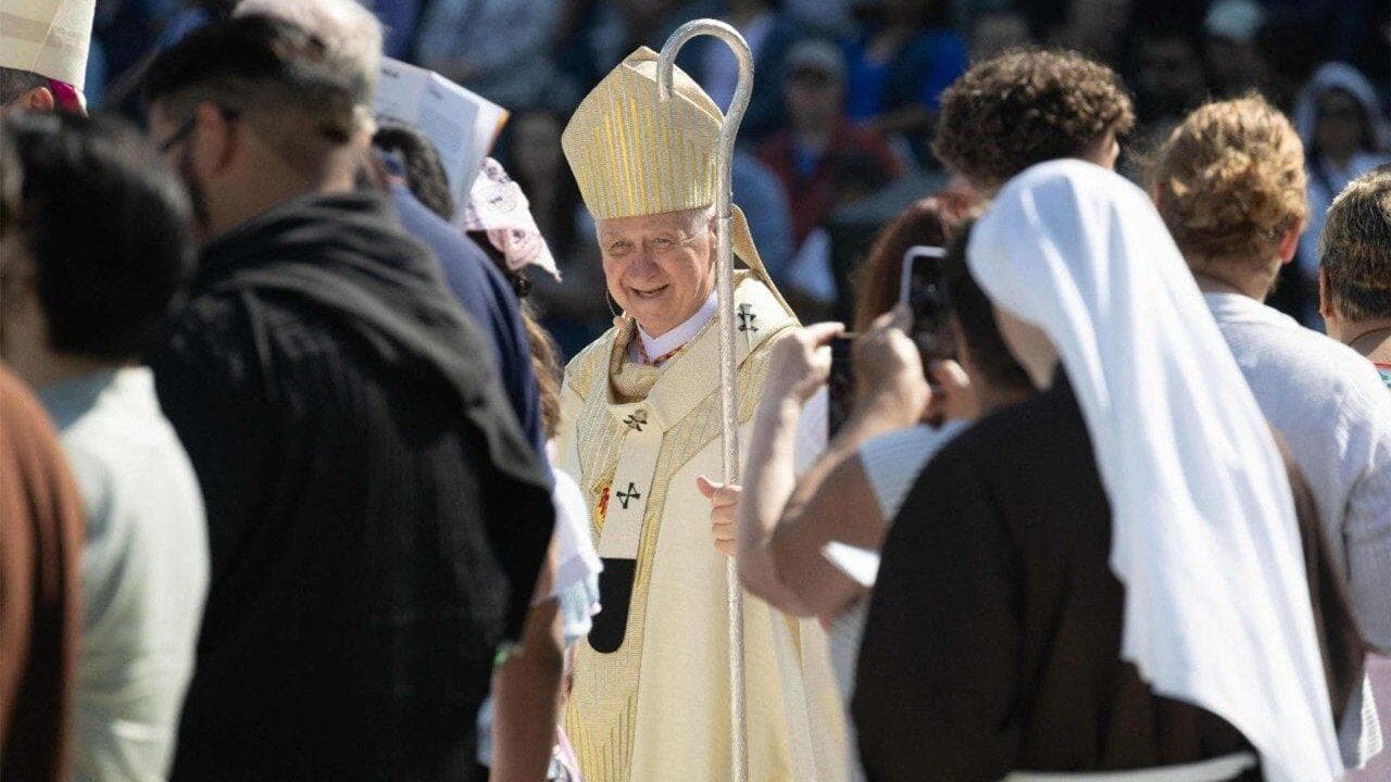 Kardinál Cupich: Synodalita jako kruhový tanec