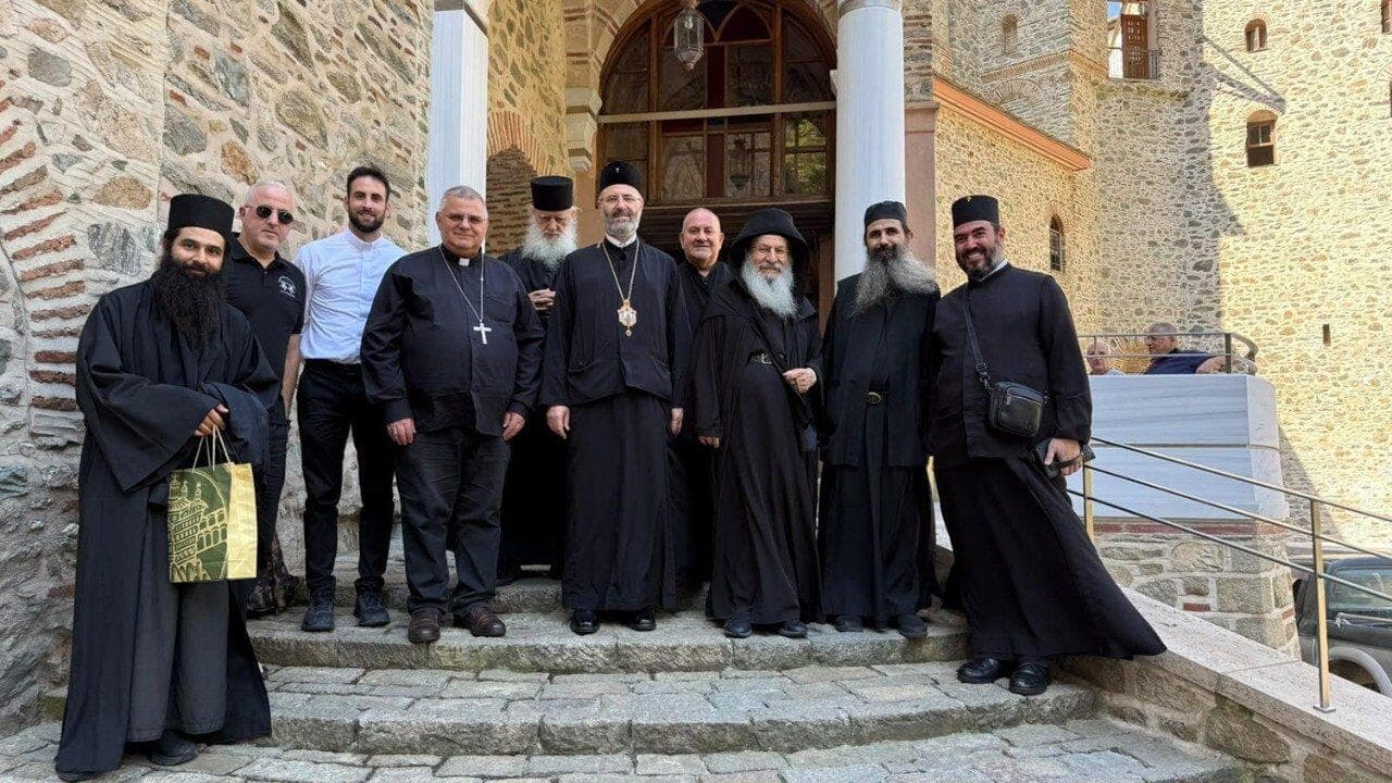 Katoličtí a ortodoxní křesťané společně putovali na Athos