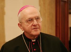 Biskup Jan Baxant udělil bohoslovci Václavu Novákovi služby lektorátu a akolytátu