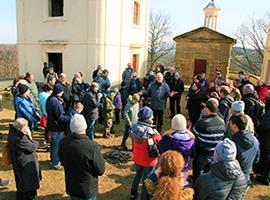 Velkopáteční křížová cesta na Ostrém u Úštěku