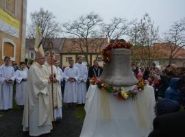V Liběšicích u Žatce byl požehnán nový zvon